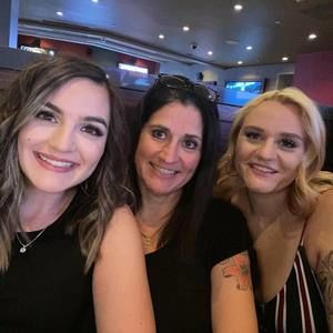 Meet your Posher, Gina